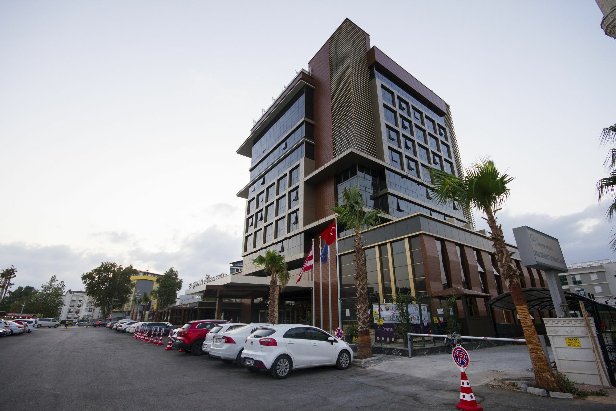 Sky Business Hotel Antalya Eksteriør bilde